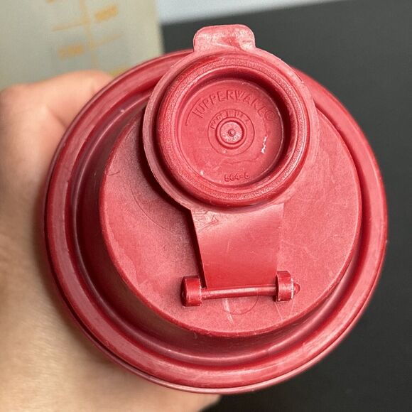 Tupperware Quick Shake Shaker Mixer Blender No Inserts - #844 #1900 Lot Of 2 - Picture 4 of 8